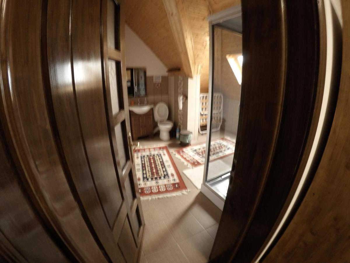 Conacul Caterinei Hotel Polovragi Bagian luar foto