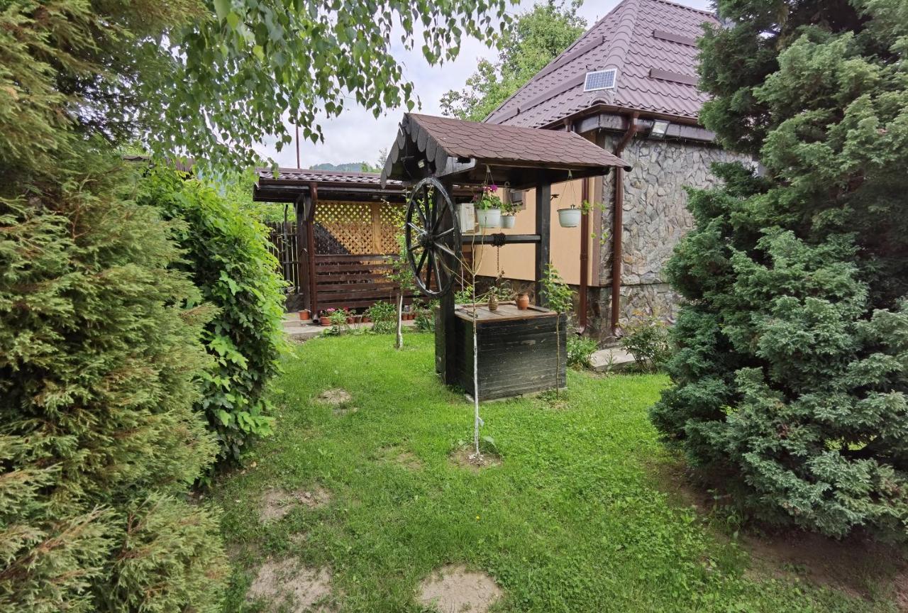 Conacul Caterinei Hotel Polovragi Bagian luar foto
